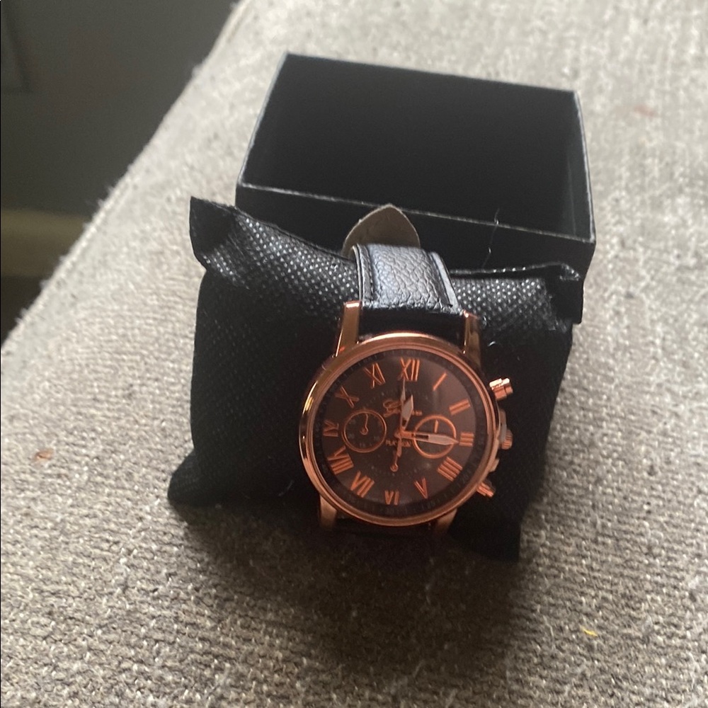 Men's Rose Gold Watch